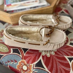 NWOT Moccasins